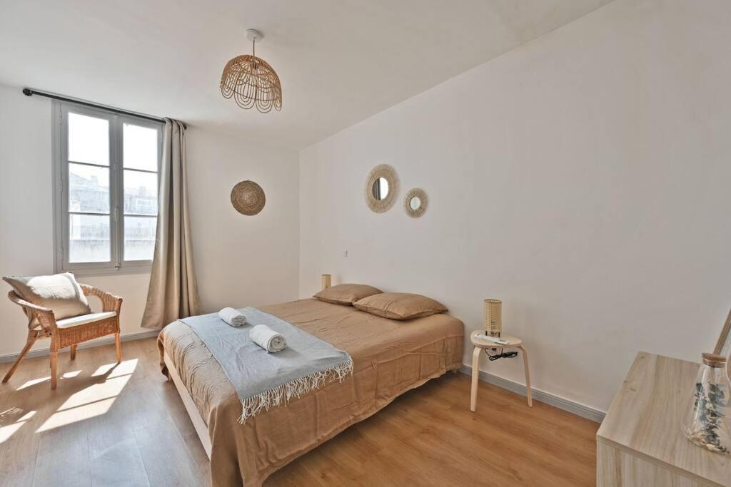 Au Coeur Des Platanes - Parking Gratuit Sous-Terrain - Clim - Balcon Apartman Avignon Kültér fotó