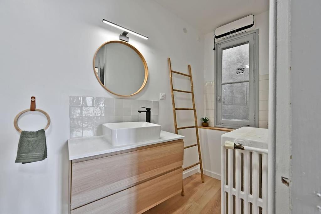 Au Coeur Des Platanes - Parking Gratuit Sous-Terrain - Clim - Balcon Apartman Avignon Kültér fotó